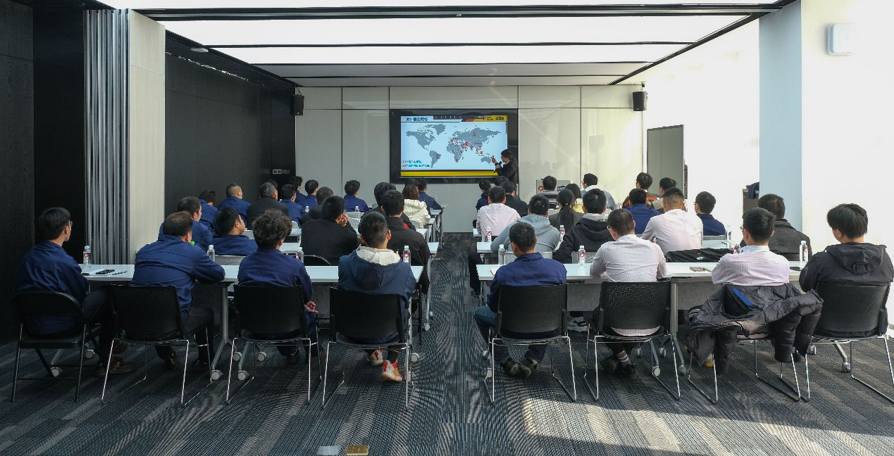 邁向未來 共同成長！泉工股份新員工入職培訓(xùn)圓滿舉行