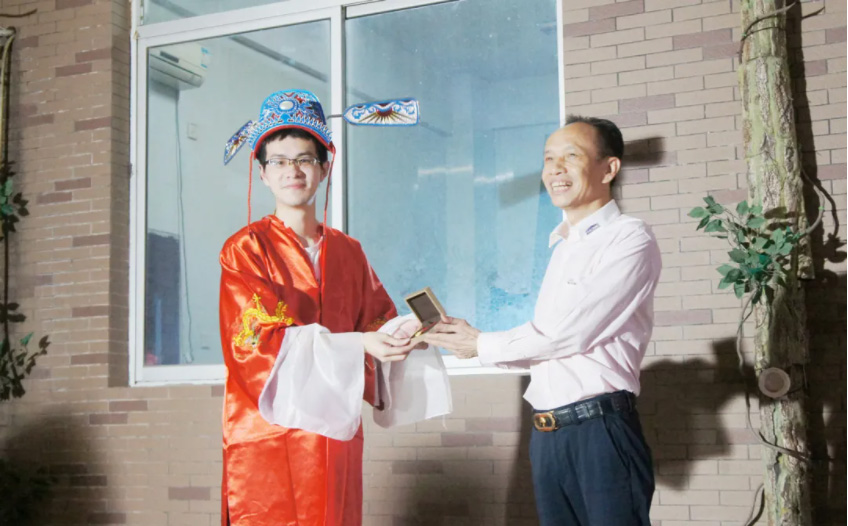 黨建進(jìn)行時(shí)：“泉心全意，工力同心”博餅活動凝聚人心，和諧友愛！